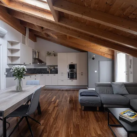 Spazioso Loft In Bicocca Apartment *